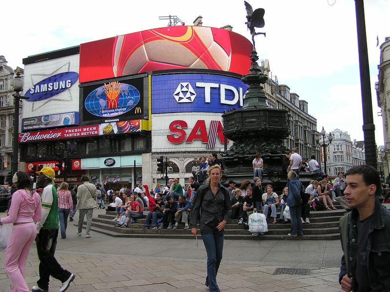 Piccadilly-Circus