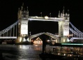 Tower Bridge éjszakai nyitás (23:01)