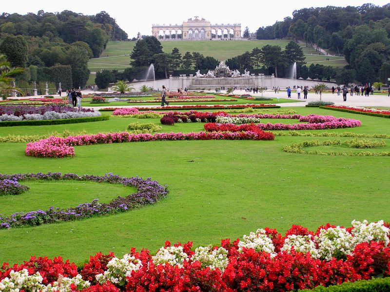 A park (Schnbrunn)