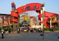 20:49 irány Disney Village, a bulizóna